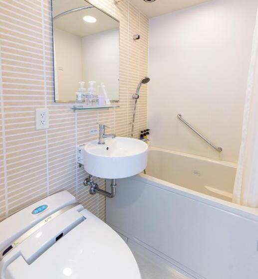 Номер Deluxe, Nishitetsu Resort Inn Naha