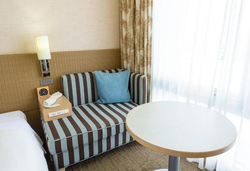 标准单人间, Nishitetsu Resort Inn Naha