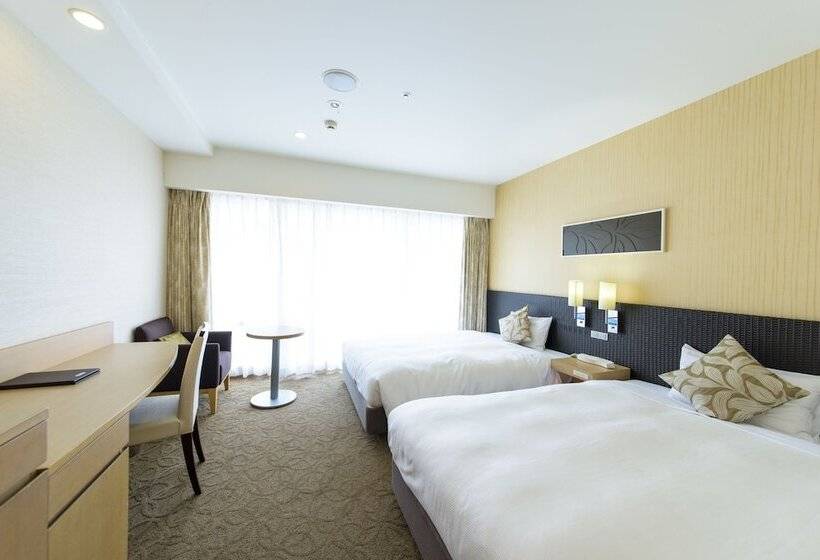 Номер Deluxe, Nishitetsu Resort Inn Naha