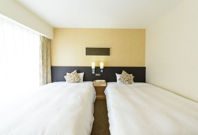 Номер Deluxe, Nishitetsu Resort Inn Naha