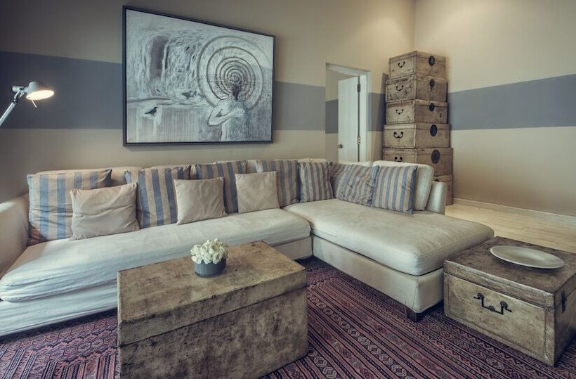 수피리어 스위트, Paradise Road Tintagel Colombo