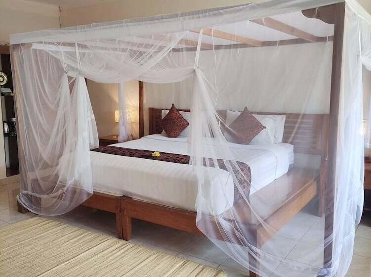 豪华房间, Puri Sari Beach