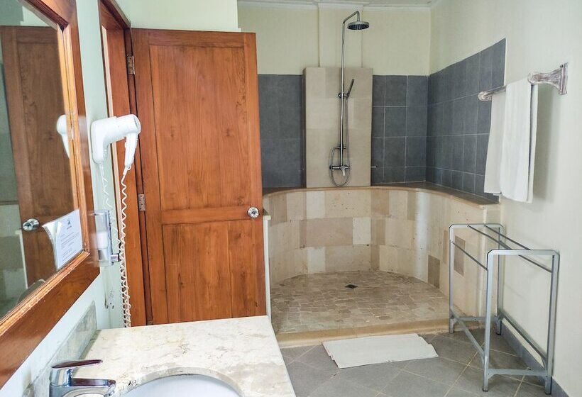 豪华房间, Puri Sari Beach