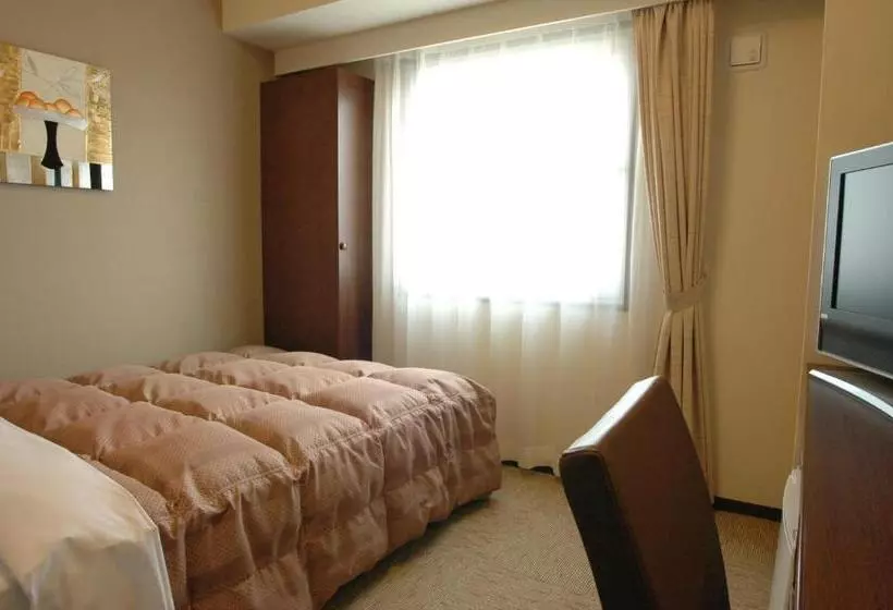 ダブルベッドのベーシックルーム, Route Inn Hirosakijoto