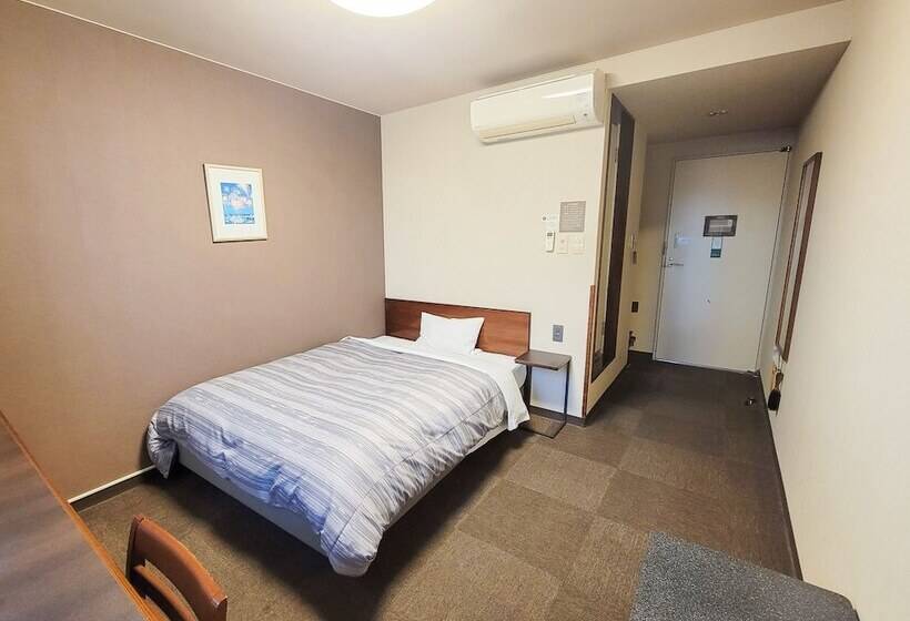 غرفة قياسية فردية, Route Inn Shinonoi