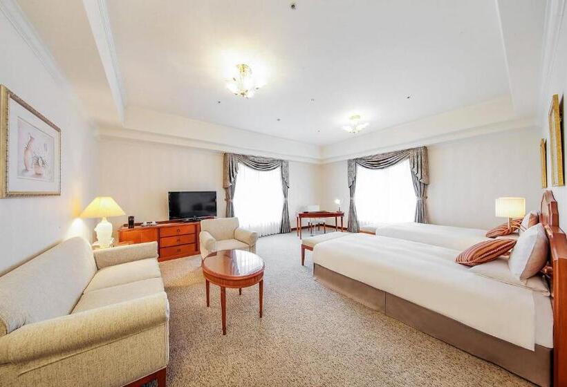 Полулюкс, Koko Hotel Osaka Shinsaibashi