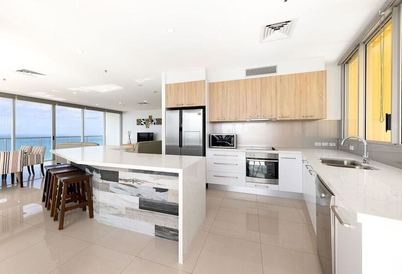 3 Bedroom Suite, Ultiqa Air On Broadbeach