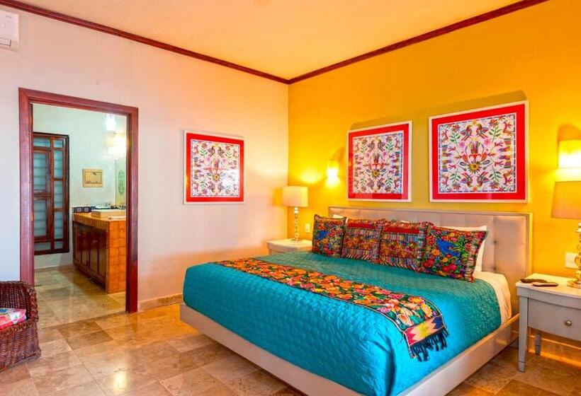 四卧套房, Vallarta Shores Beach