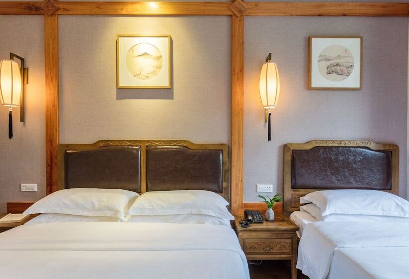 패밀리 룸, Yangshuo Riverview