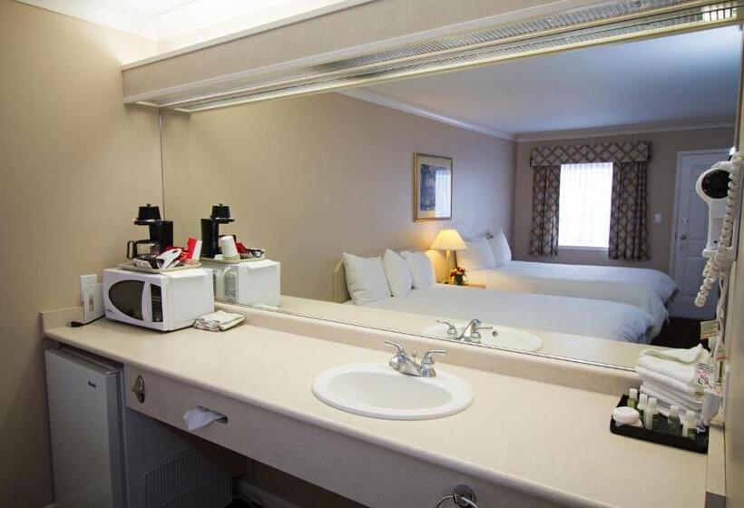 ２ダブルベッドのスタンダードルーム, Glenwood Inn & Suites