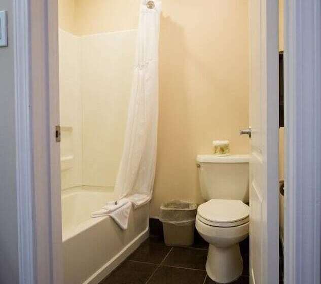 ２ダブルベッドのスタンダードルーム, Glenwood Inn & Suites