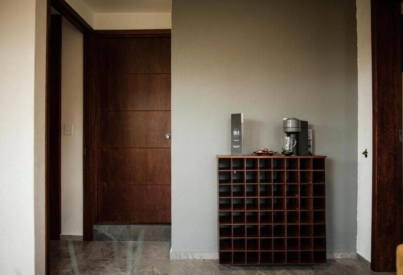 Apartamento 1 Dormitório com Vistas, Rm Avandaro