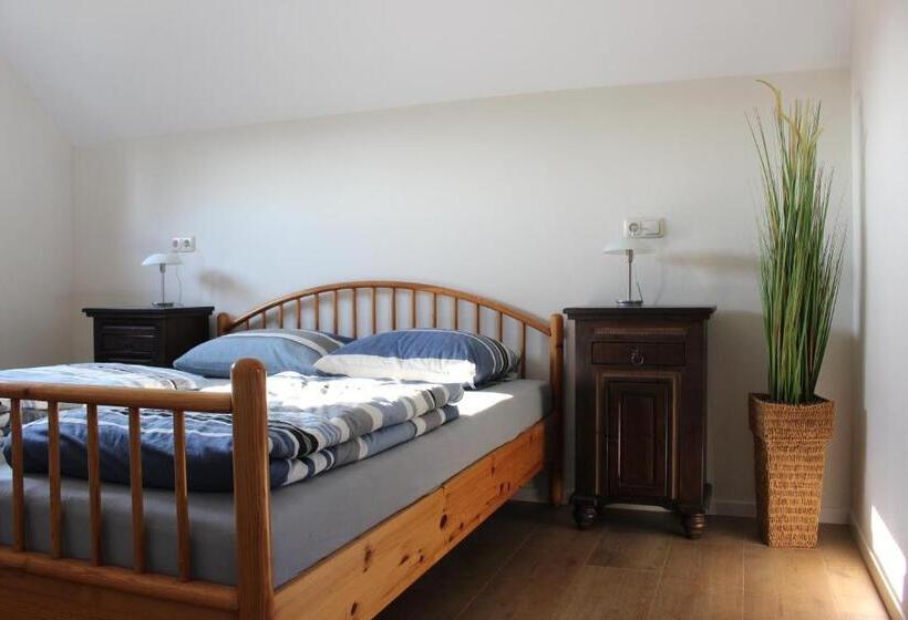 스탠다드 트리플 룸, Logement De Garage