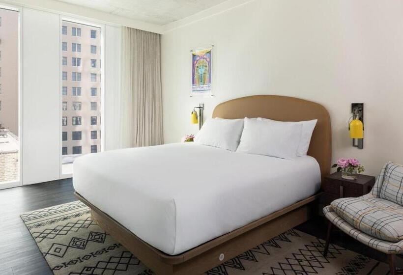 キングサイズベッドのスタンダードルーム, Hyatt Centric Congress Avenue Austin