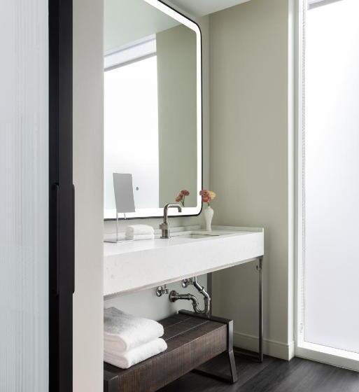 חדר סטנדרט עם מיטת קינג, Hyatt Centric Congress Avenue Austin