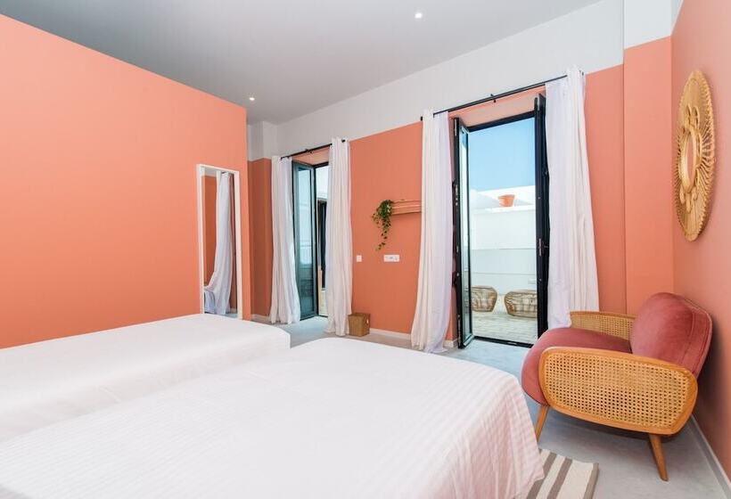 Номер Superior, Casa Rosa Villa With Pool In Olhao Centre