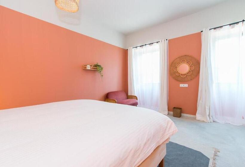 Номер Deluxe Кровать Кинг, Casa Rosa Villa With Pool In Olhao Centre