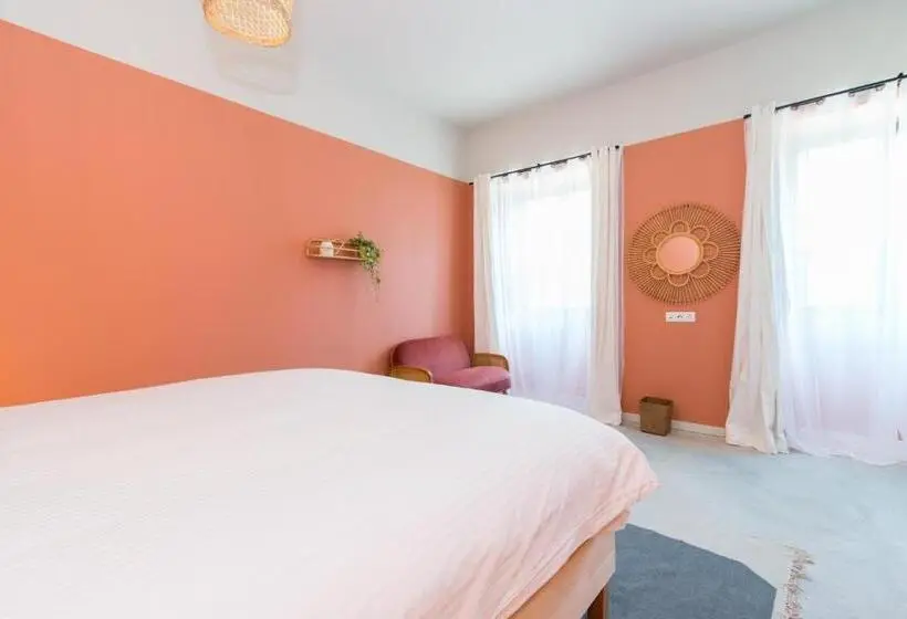 اتاق لوکس با تخت بزرگ, Casa Rosa Villa With Pool In Olhao Centre