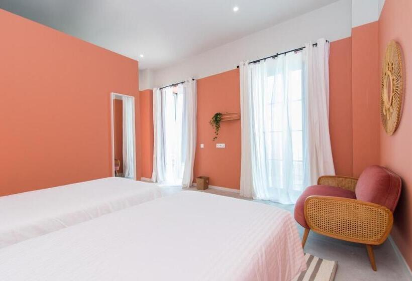 Номер Deluxe Кровать Кинг, Casa Rosa Villa With Pool In Olhao Centre