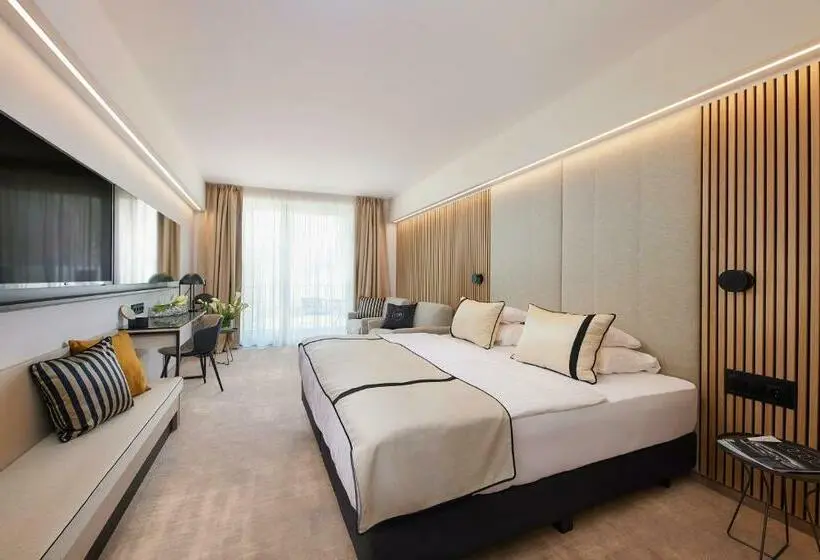 Deluxe-huone Puistonäkymä, Lua Resort   Adults Only