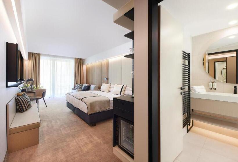 غرفة ديلوكس مطلة على المتنزه, Lua Resort   Adults Only