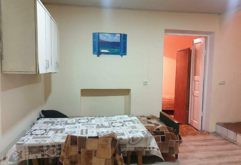 اتاق استاندارد, Nunson Guest House