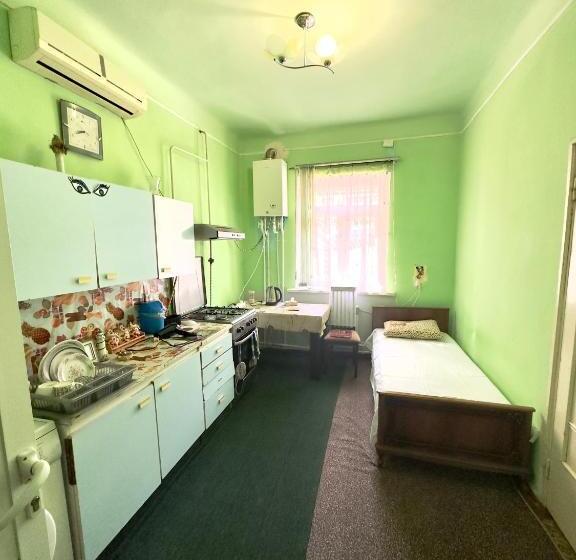 اتاق اکونومی یک تخته, Nunson Guest House