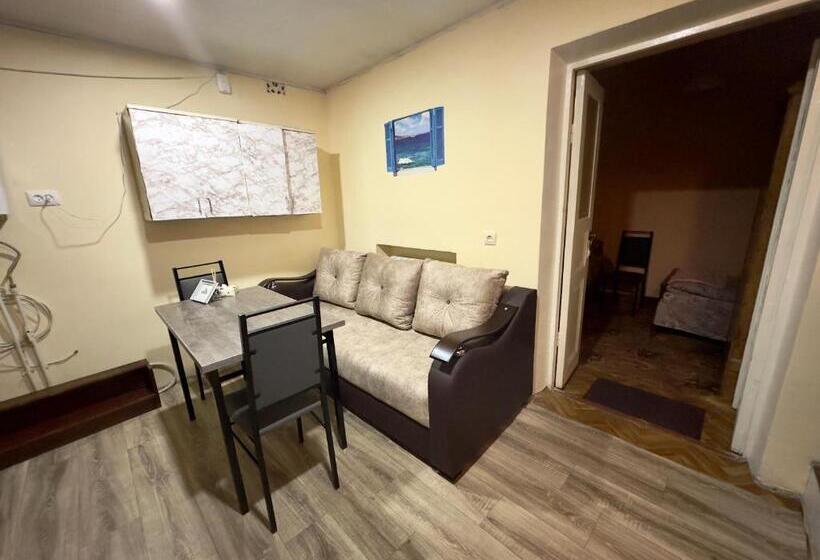 اتاق استاندارد, Nunson Guest House