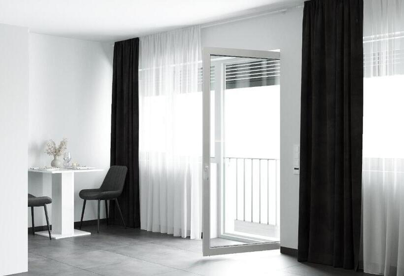 带1个卧室的带阳台的公寓, The Residences   Apartments Frankfurt