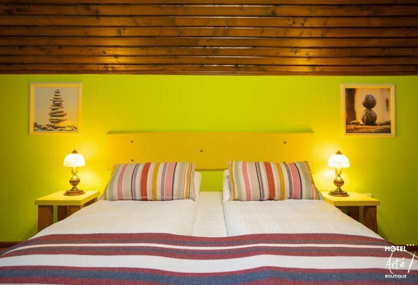 جناح جونيور مزوَّد بشرفة, Art E Boutique Rooms