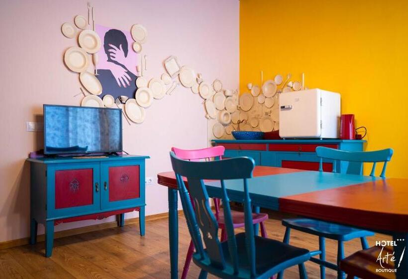 Люкс, Art E Boutique Rooms