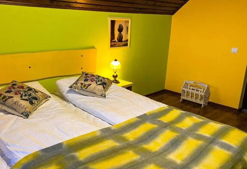 バルコニー付きジュニアスイート, Art E Boutique Rooms