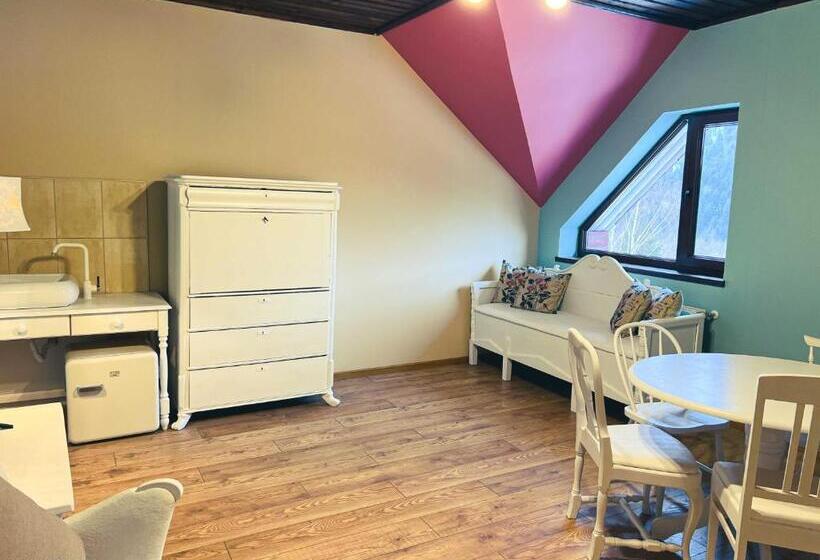 جناح, Art E Boutique Rooms