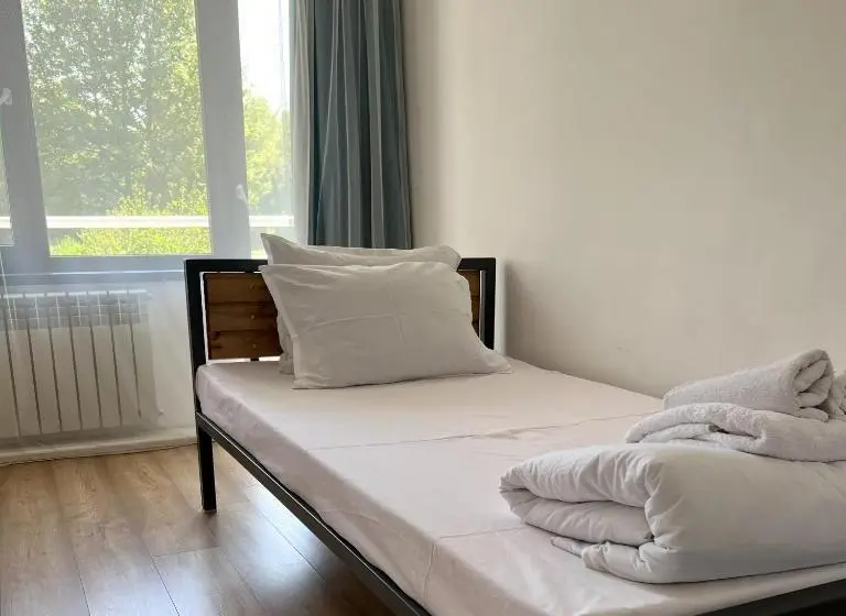 اتاق استاندارد یک نفره, Tourist