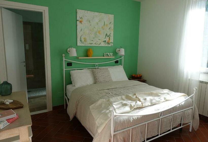 스탠다드 룸, Gaia E Levante