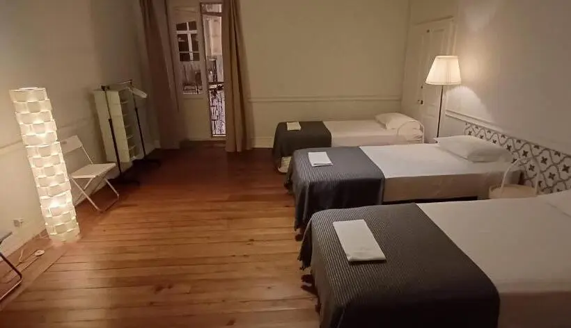 اتاق استاندارد چهار تخته, A Casa Do Tenente