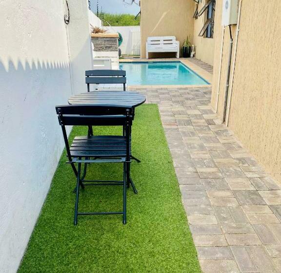 Quarto Estandar Cama King, Infinity Bnb Gaborone