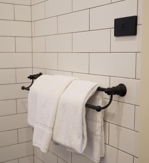 스탠다드 룸 킹사이즈 침대, Queanbeyan Canberra
