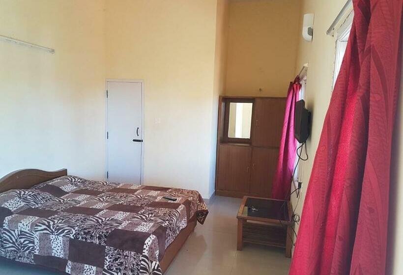 エコノミールーム, Kumaragiri Cottages Kodaikanal