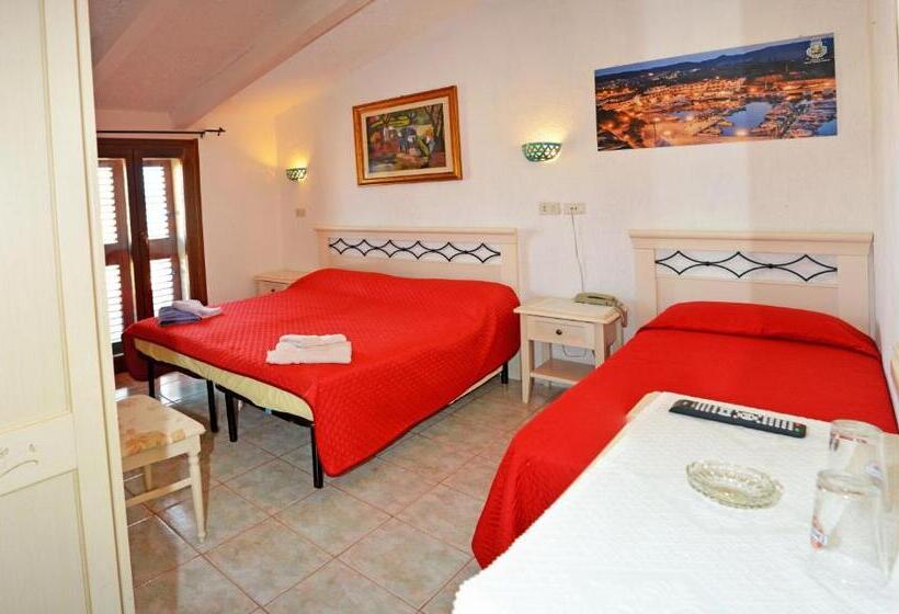 Номер Стандарт Трехместный, Gallura