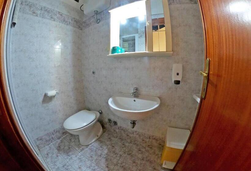 Номер Economy, Gallura