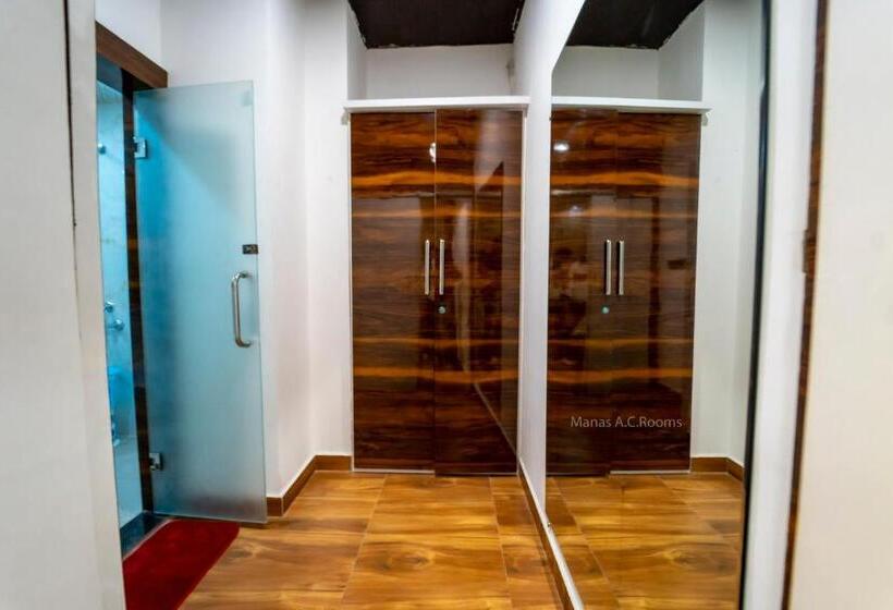 デラックスルーム, Manas Ac Rooms