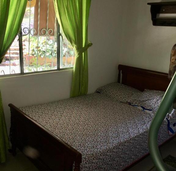 Номер Стандарт Вид на Сад, Finca La Belleza Villeta