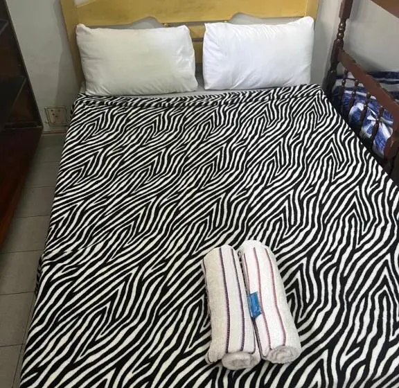 バスルーム共同エコノミー4人部屋, Vila Itanhaém