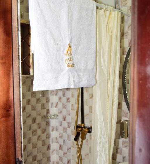 اتاق لوکس, Absor Royal