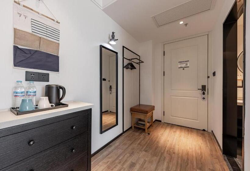 家庭主题房间, 银座精宿酒店   济南泺源大街泉城广场宽厚里店