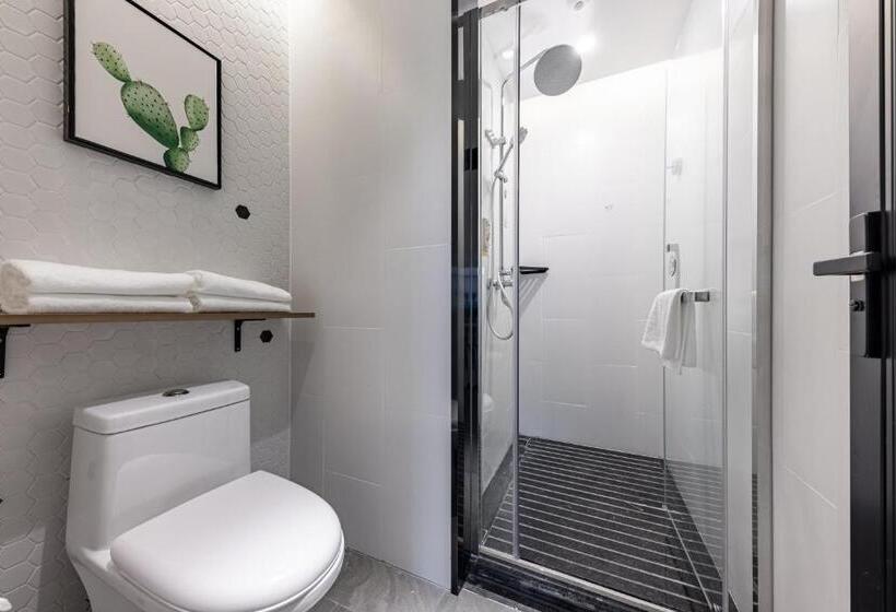 豪华房间, 银座精宿酒店   济南泺源大街泉城广场宽厚里店