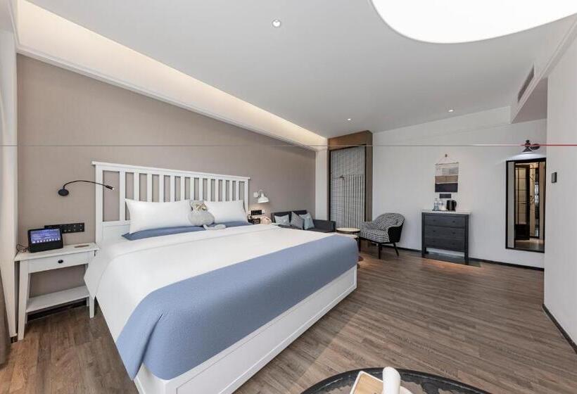 豪华家庭房间, 银座精宿酒店   济南泺源大街泉城广场宽厚里店