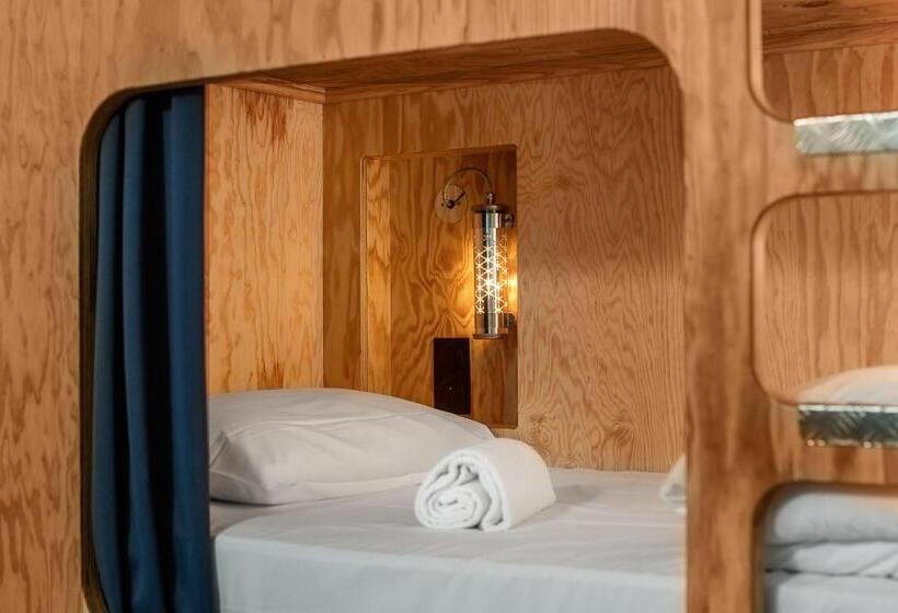 Кровать в Общей Комнате, Eklo Toulouse