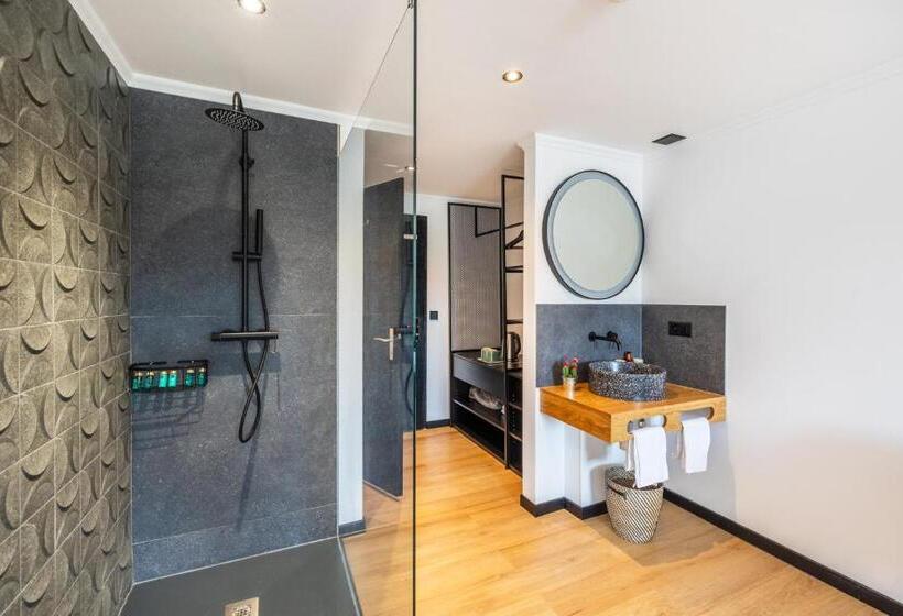 스탠다드 룸, Rheingerbe